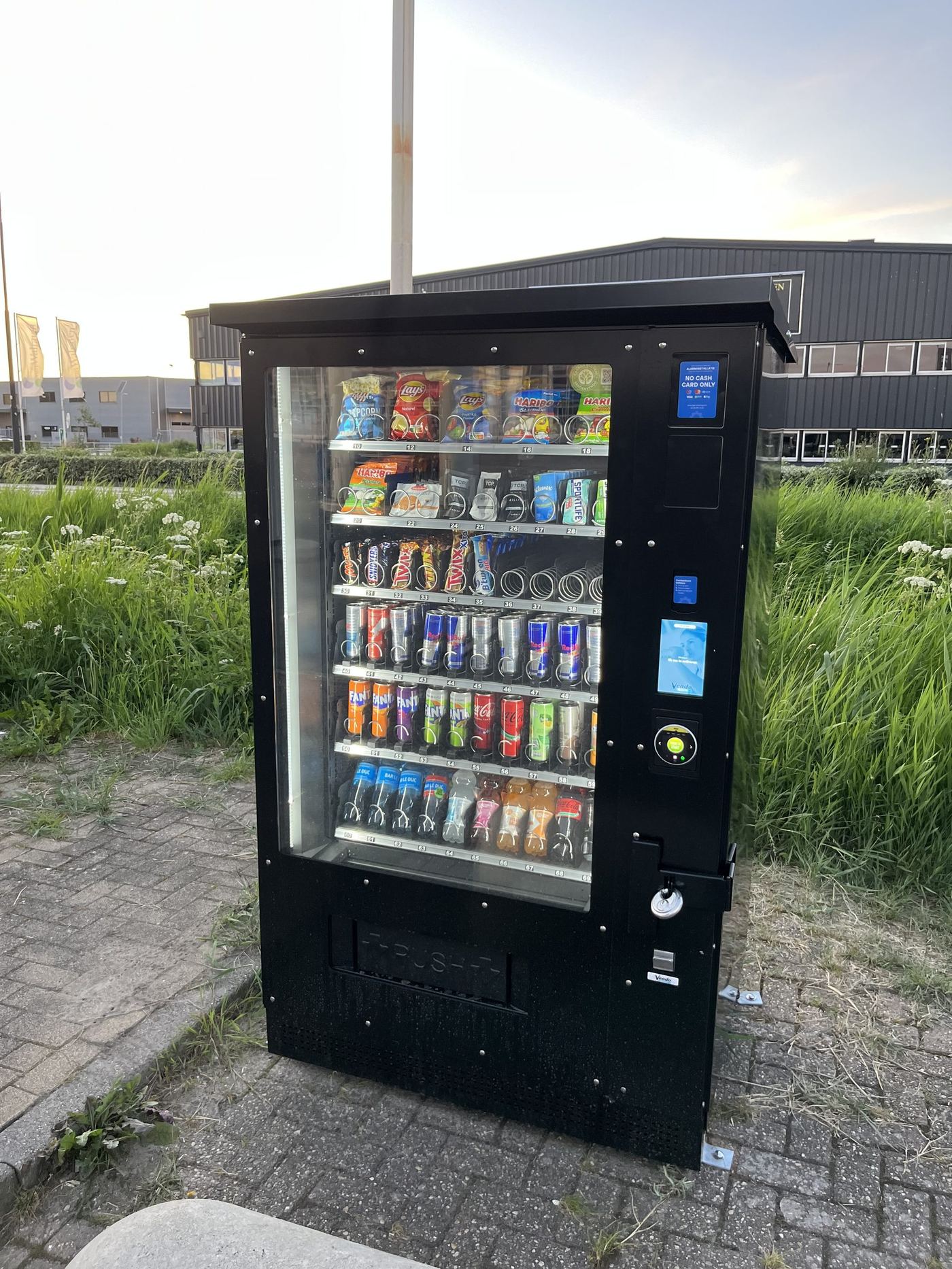 Vending automaat geschikt voor verhuur